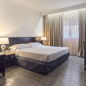 Deluxe Family Suite